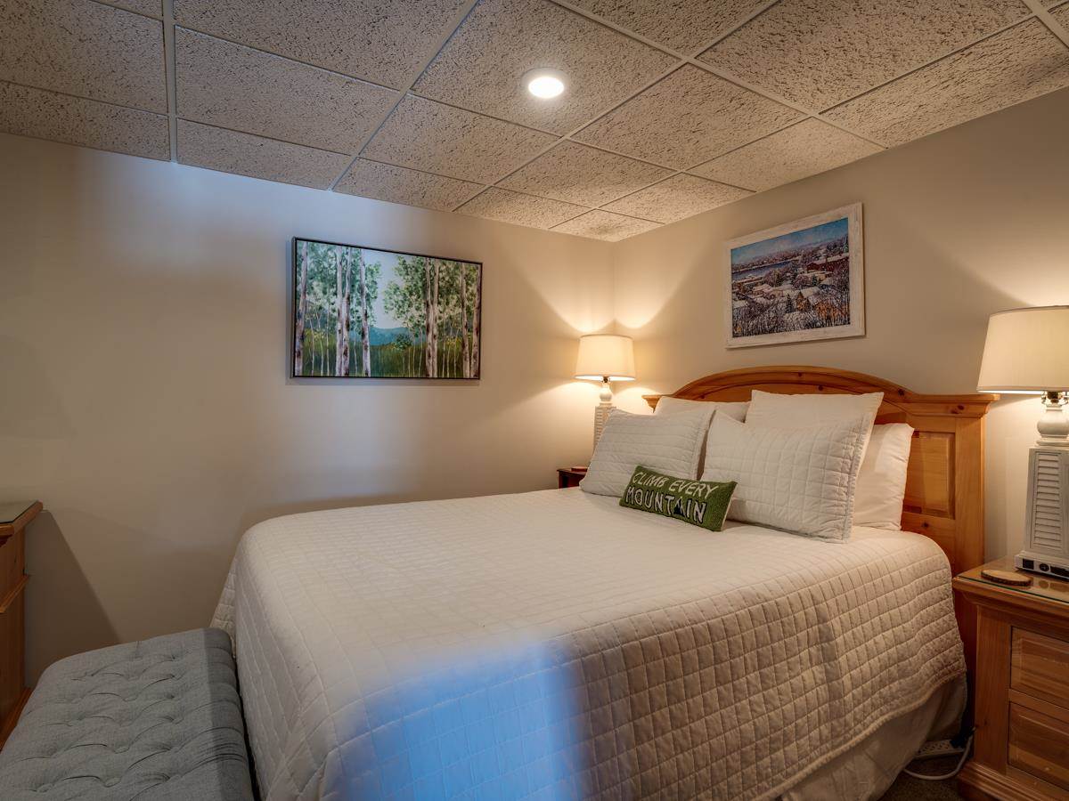 4749 S Pleasantview Road Harbor Springs MI 49740