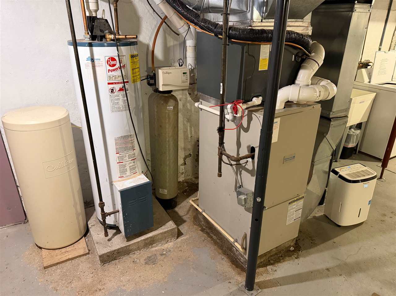 11535 N Us 31 Charlevoix MI 49720