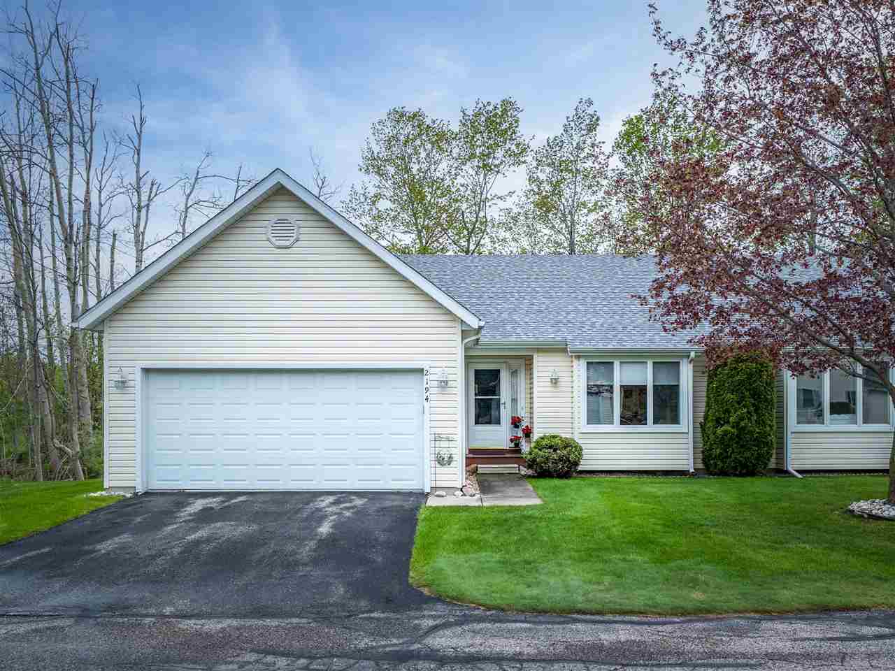 2194 Woods Lane Petoskey MI 49770