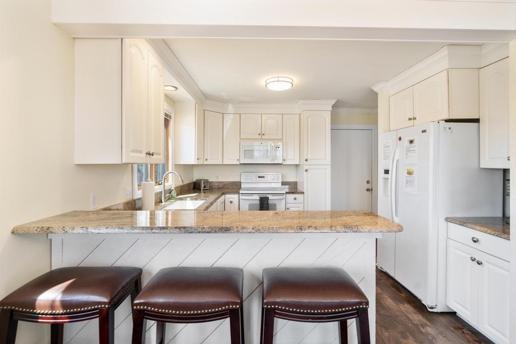 1185 Hideaway Valley Drive Harbor Springs MI 49740