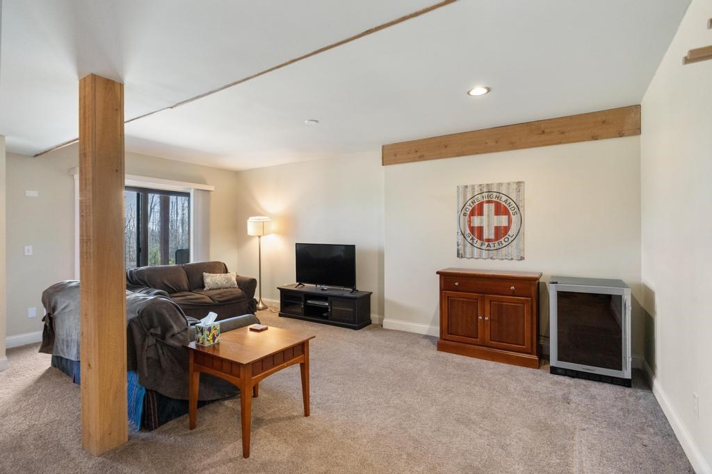 1185 Hideaway Valley Drive Harbor Springs MI 49740