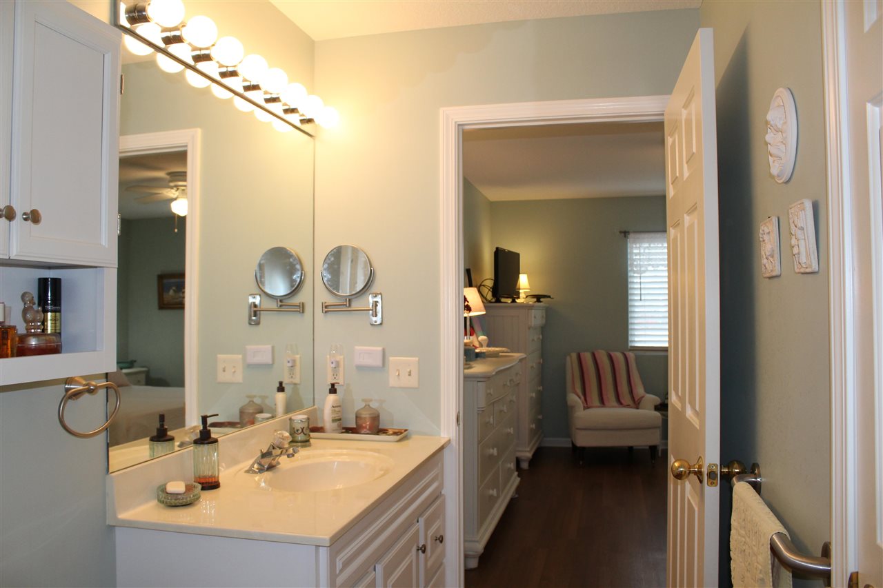 1516 Castle Drive Petoskey MI 49770