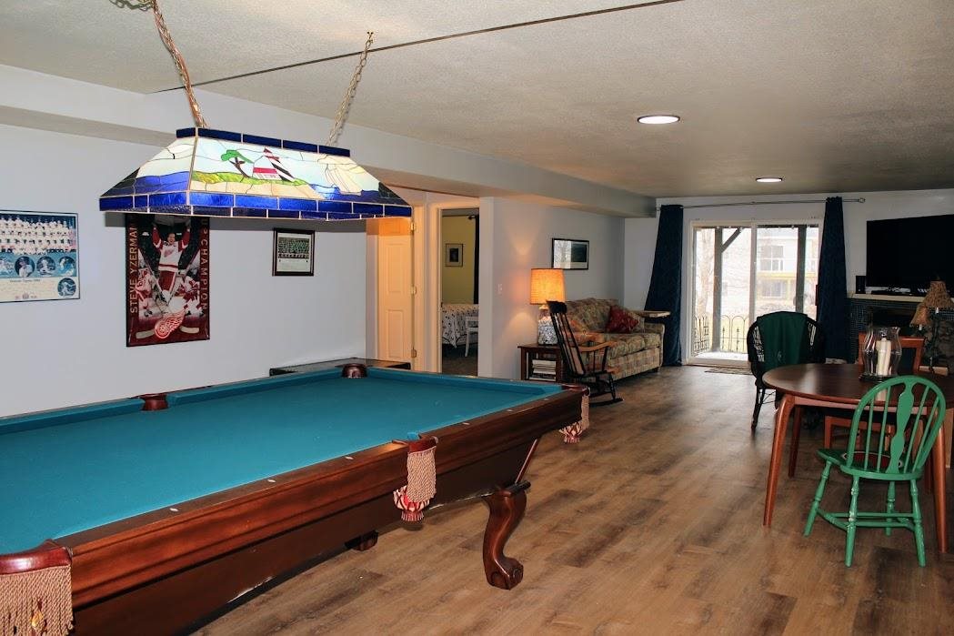 1516 Castle Drive Petoskey MI 49770