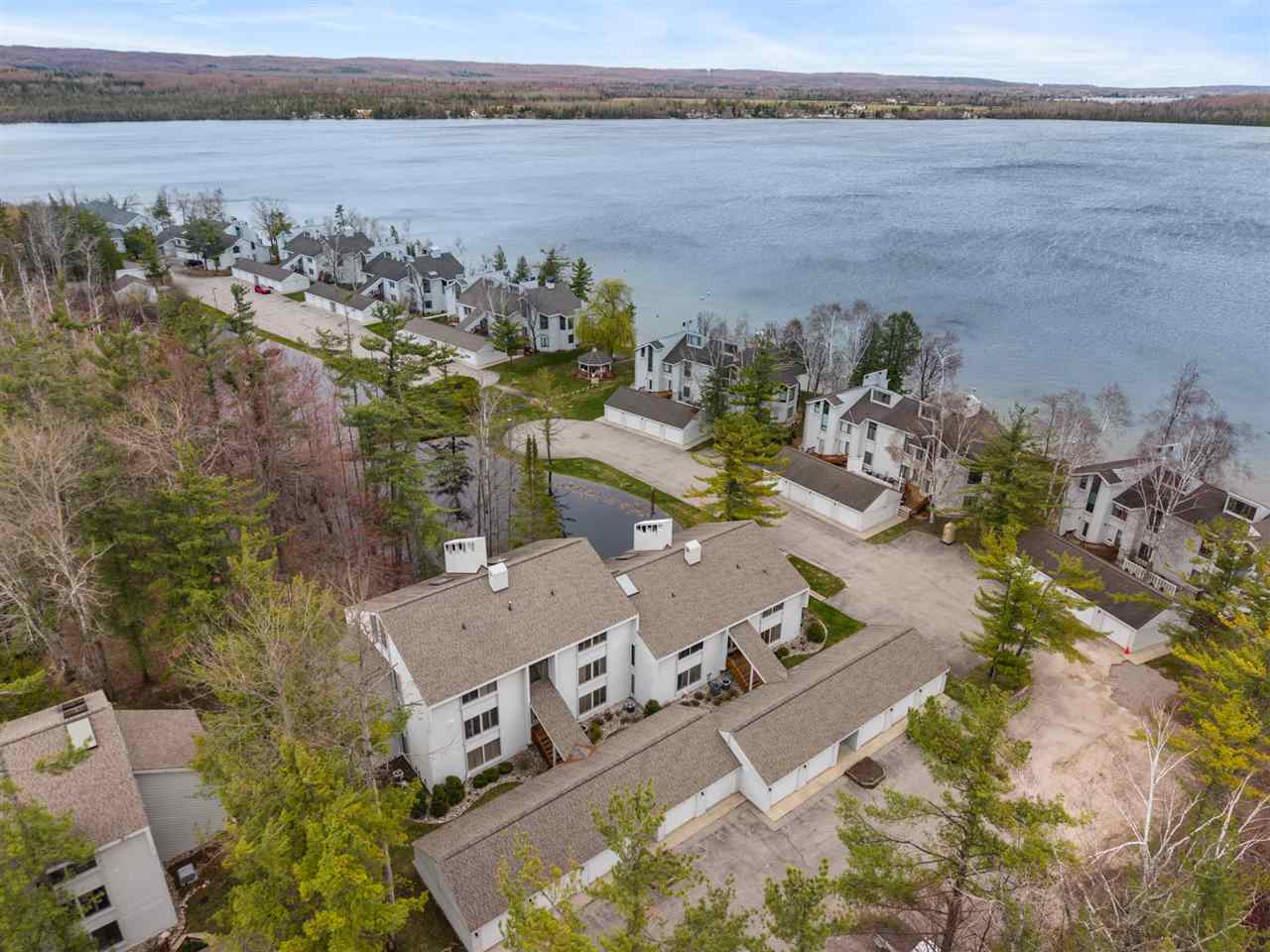 3400 S Lakeside Drive Petoskey MI 49770