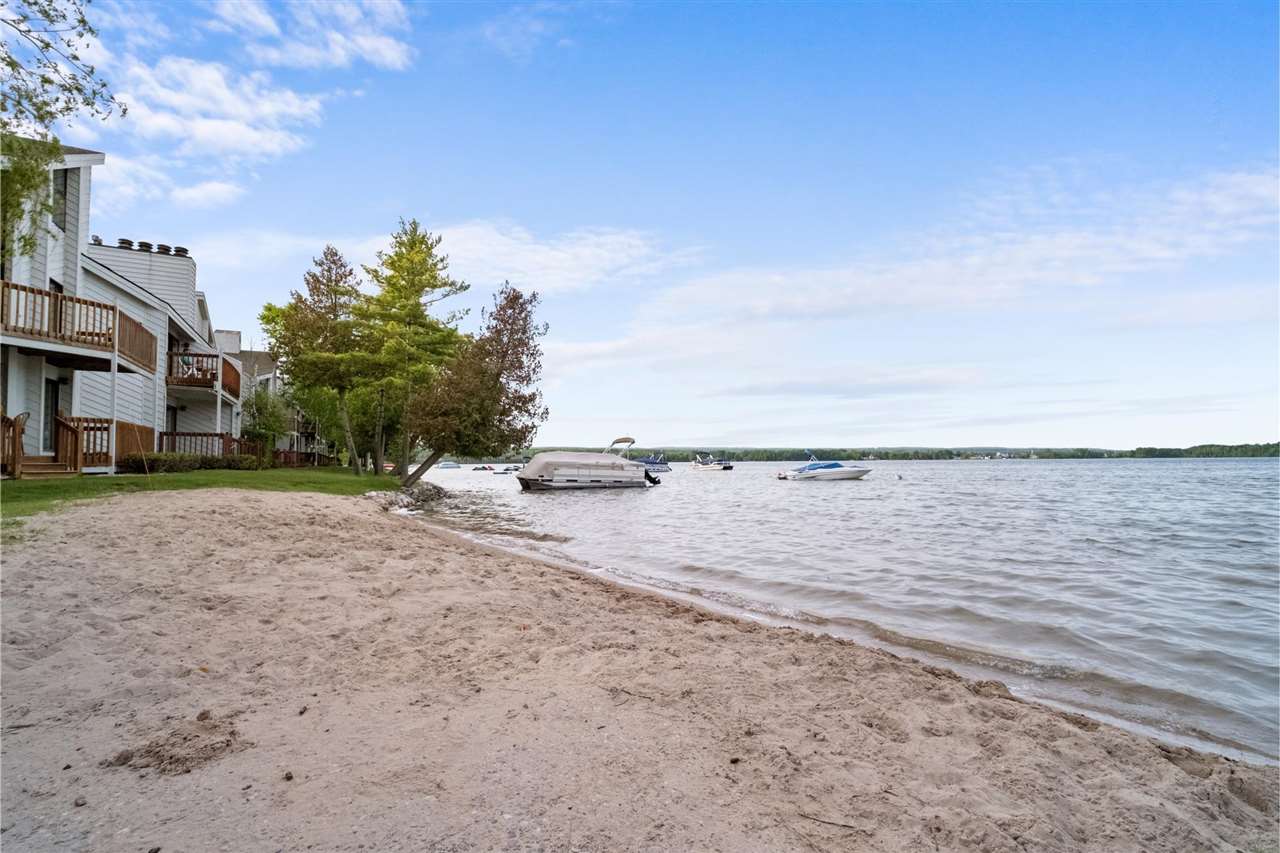 3400 S Lakeside Drive Petoskey MI 49770