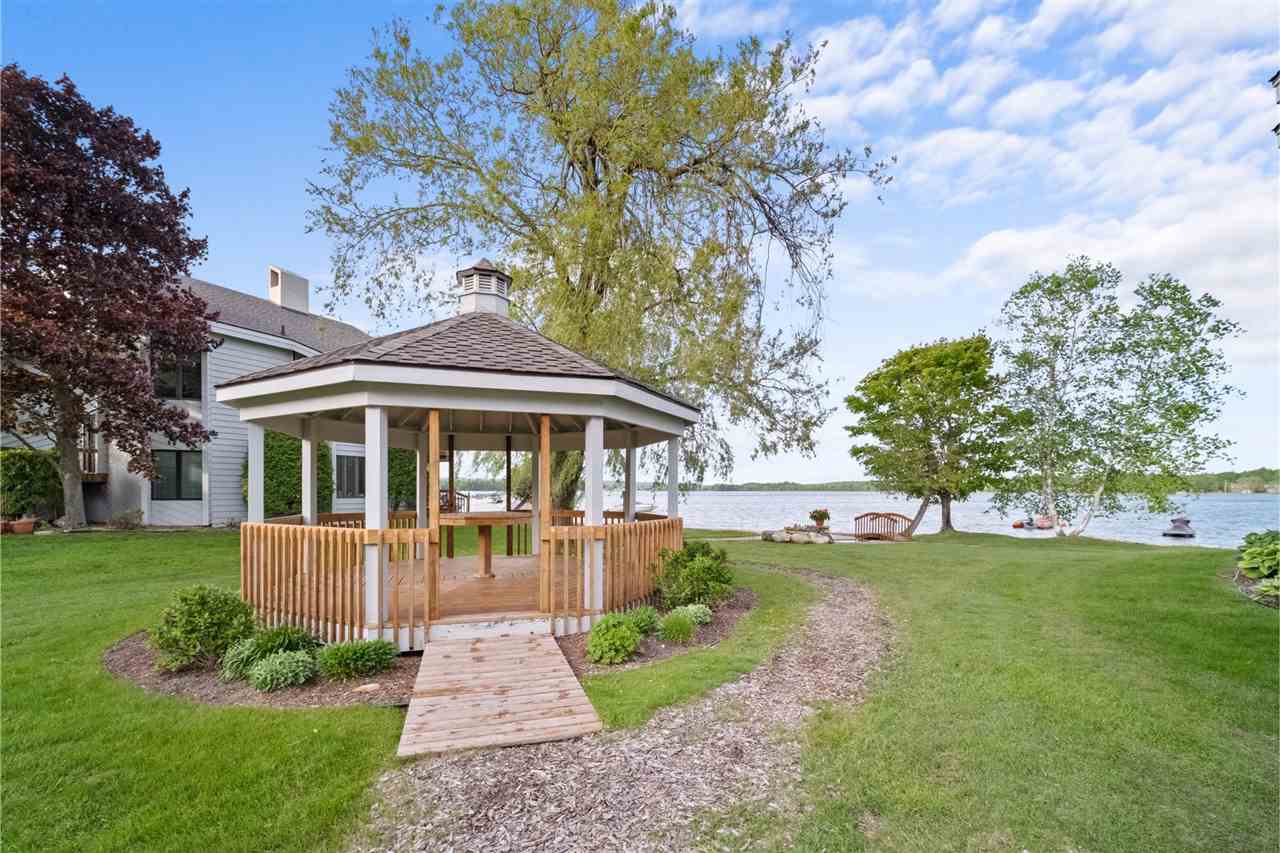 3400 S Lakeside Drive Petoskey MI 49770