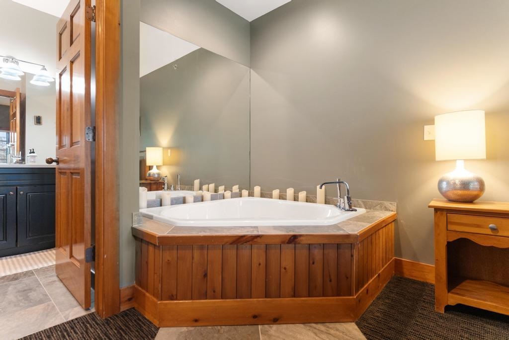 5165 Alpine Overpass Harbor Springs MI 49740