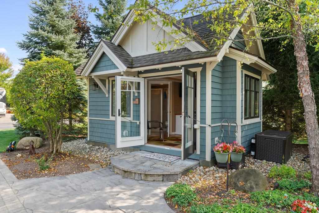 2067 Bluestem Drive Petoskey MI 49770