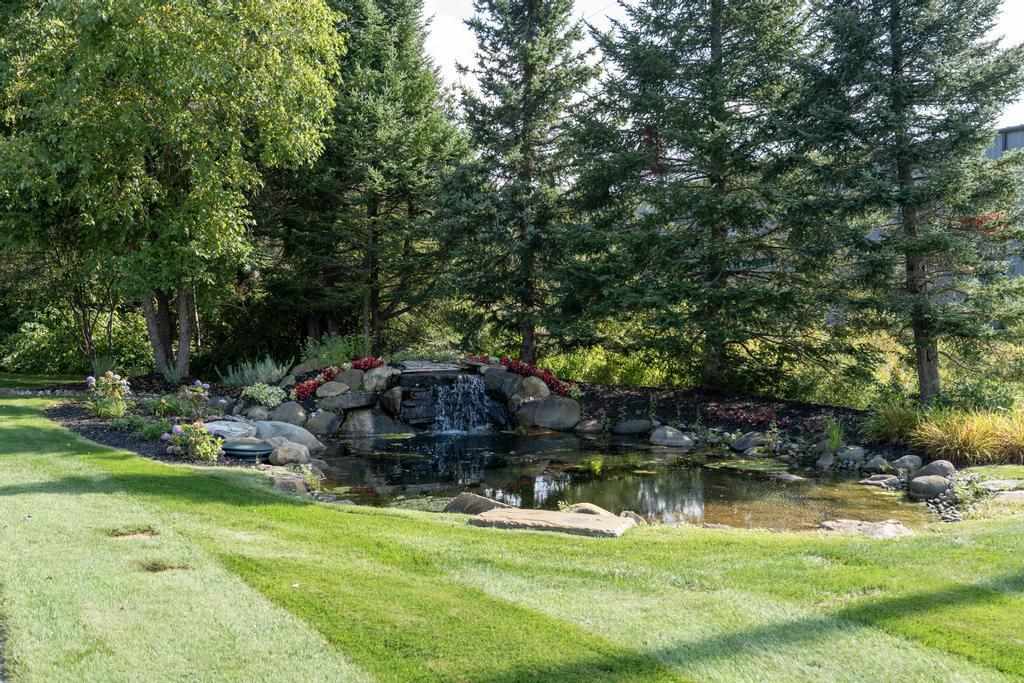 2067 Bluestem Drive Petoskey MI 49770