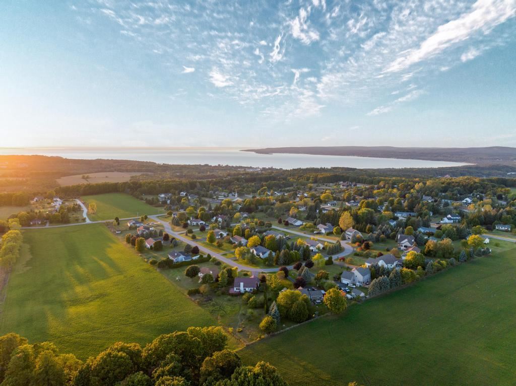 2067 Bluestem Drive Petoskey MI 49770