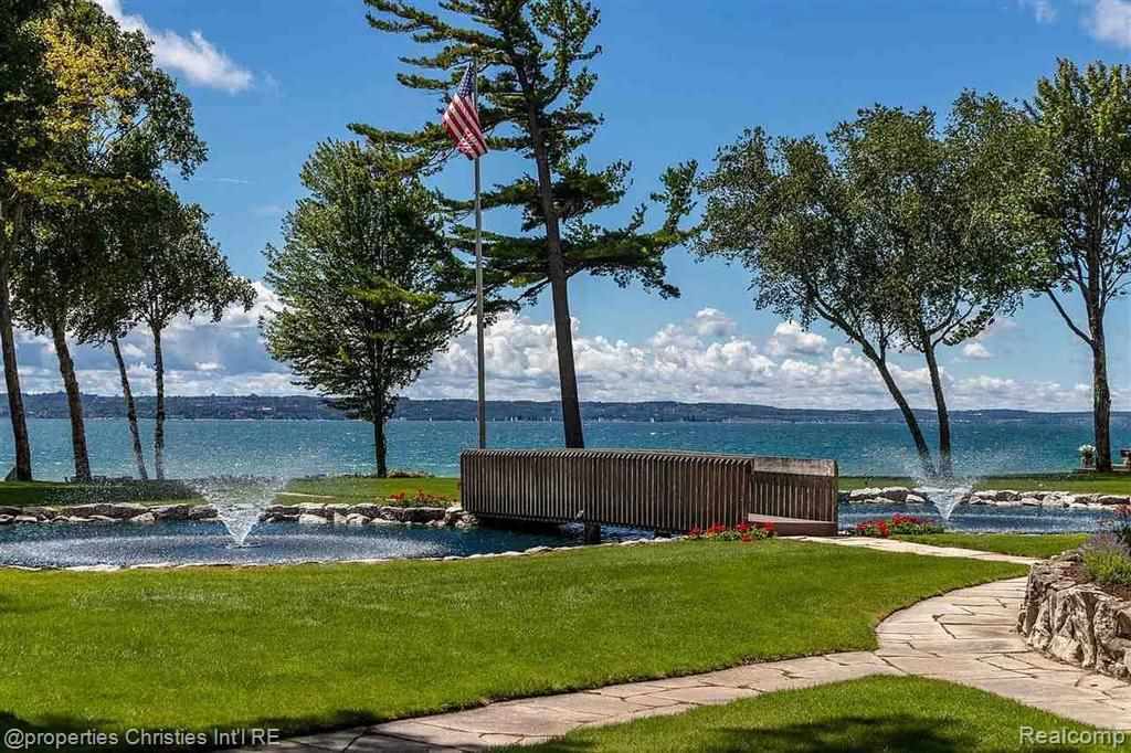 1011 Beach Drive Harbor Springs MI 49740