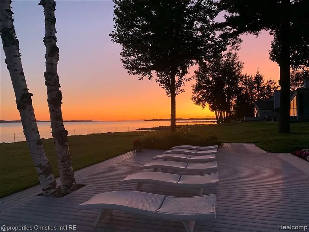 1011 Beach Drive Harbor Springs MI 49740