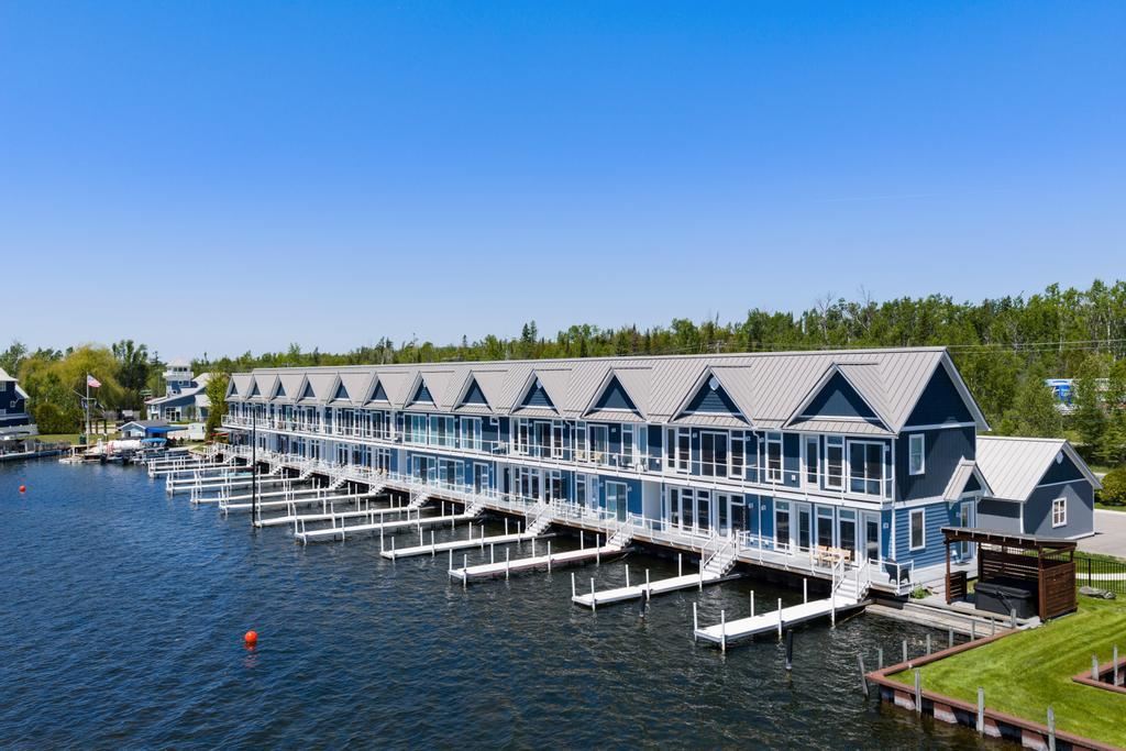 3670 Oden Road Alanson MI 49706