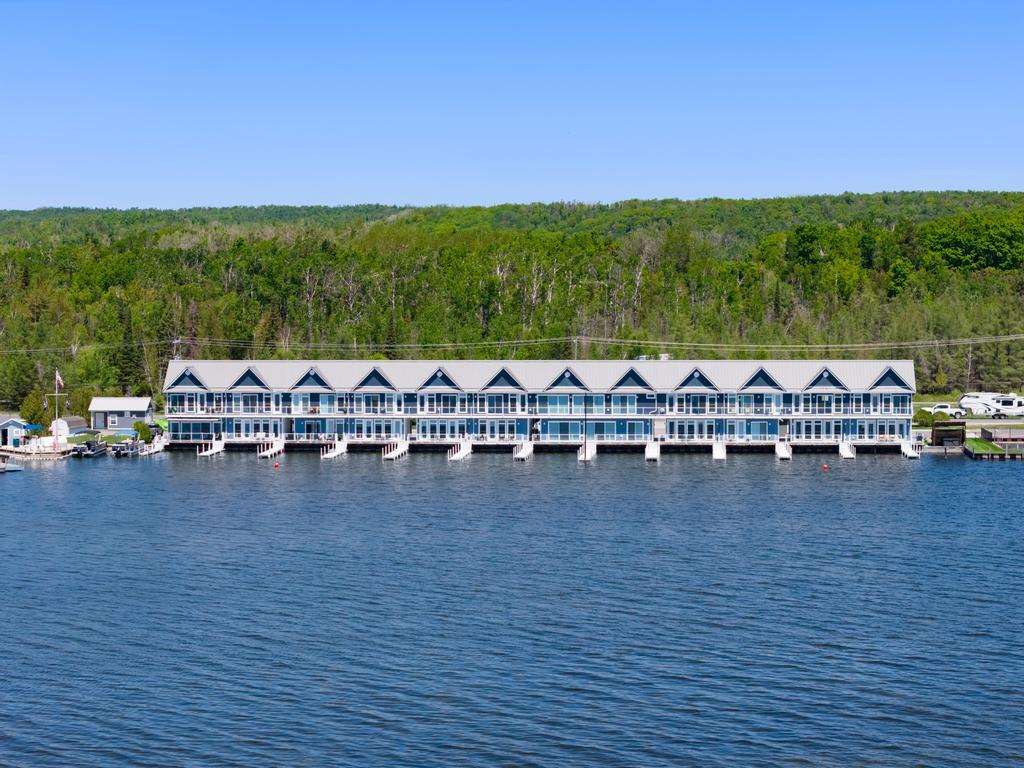 3670 Oden Road Alanson MI 49706