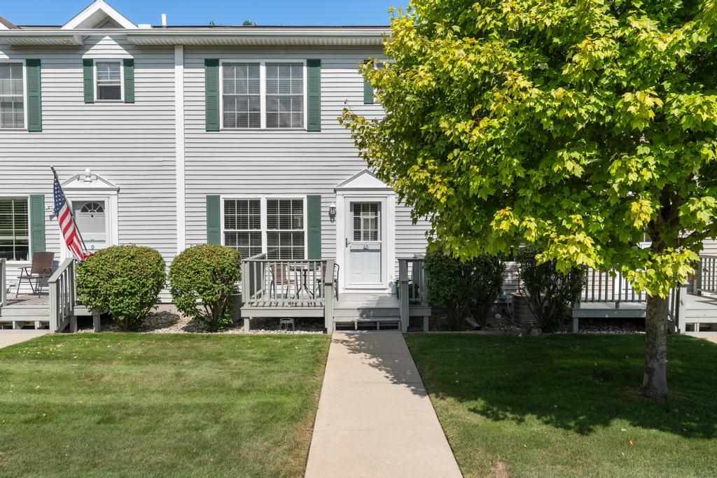 827 Arlington Petoskey MI 49770