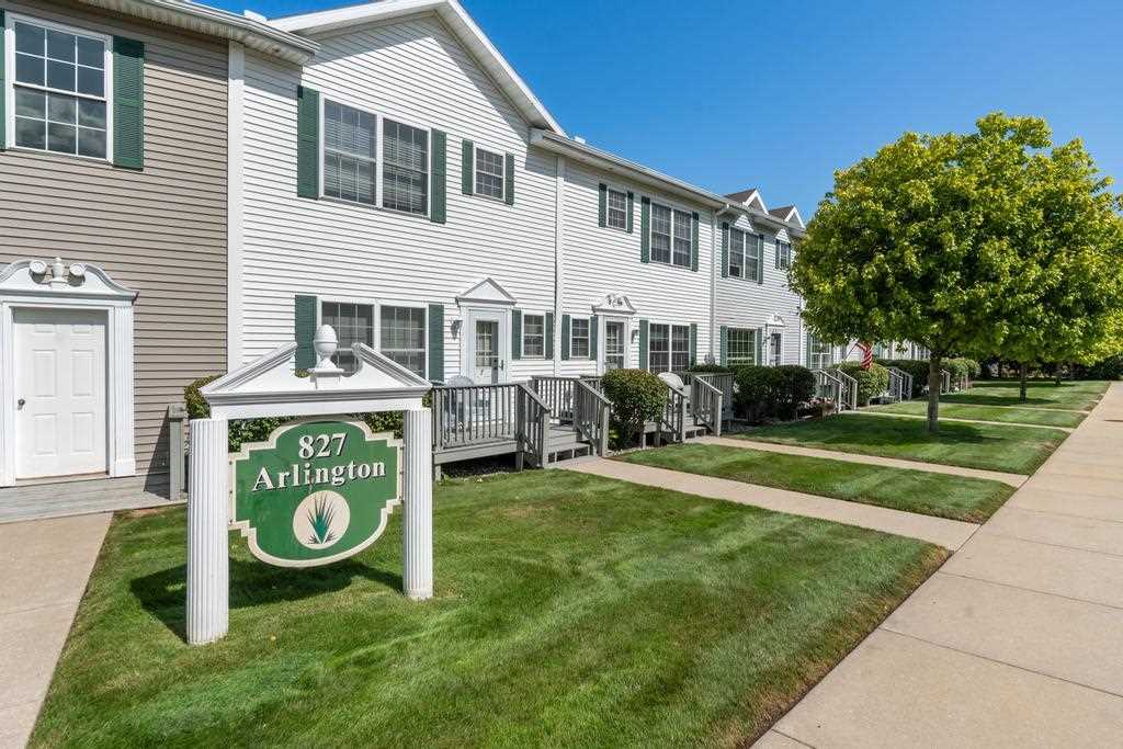 827 Arlington Petoskey MI 49770