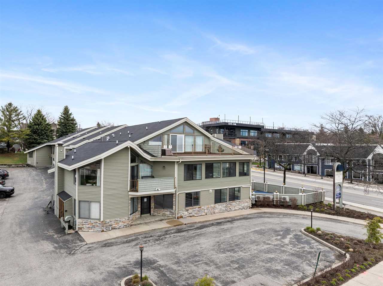 101 Michigan Avenue Charlevoix MI 49720