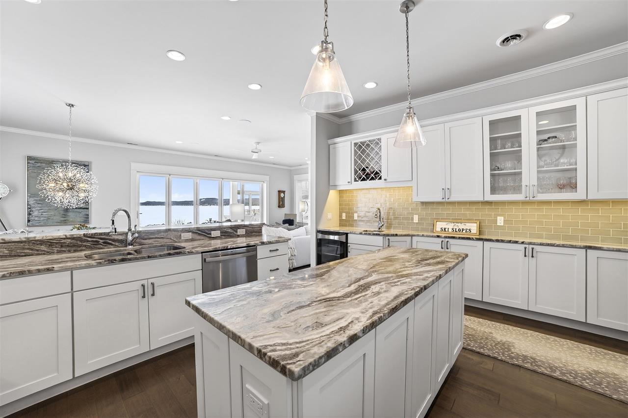 00924 Pointe Drive (pvt) Unit 49 Boyne City MI 49712