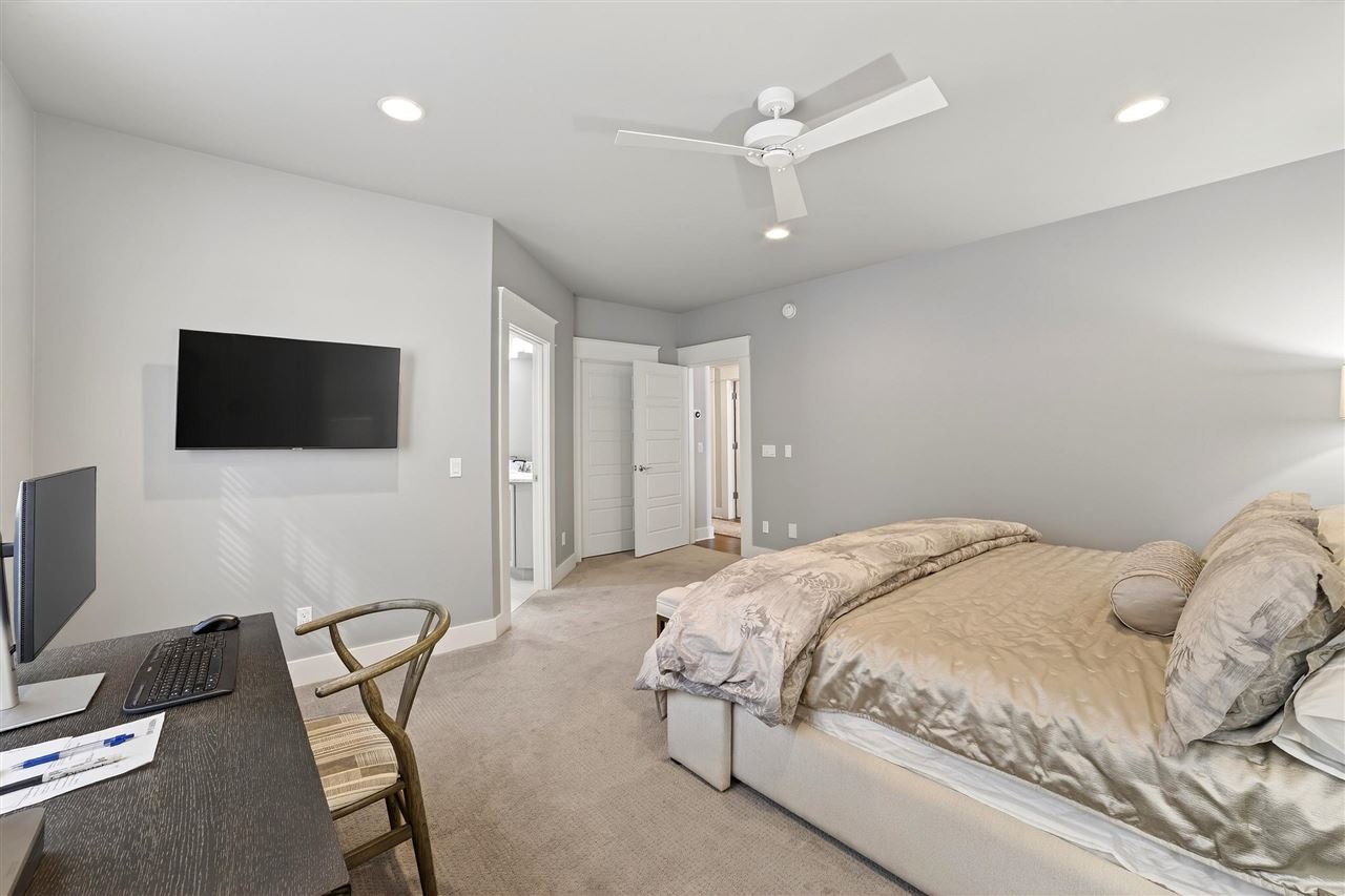 00924 Pointe Drive (pvt) Unit 49 Boyne City MI 49712