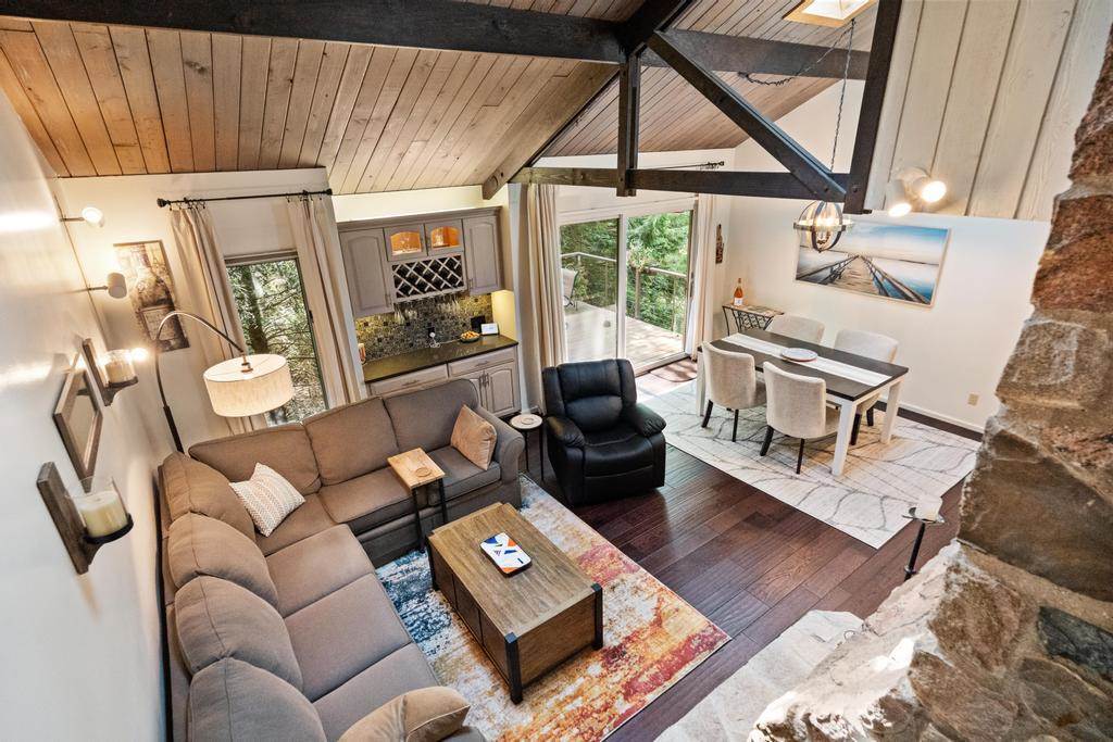 2755 Harbor-petoskey Road Harbor Springs MI 49740