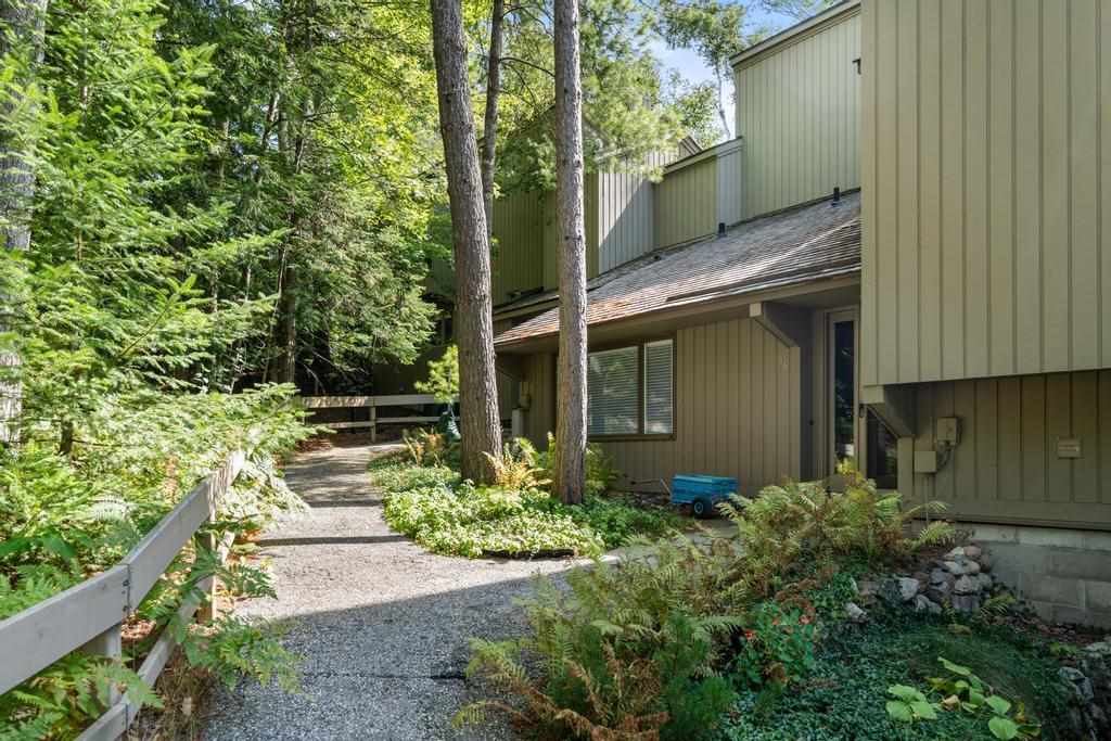 2755 Harbor-petoskey Road Harbor Springs MI 49740