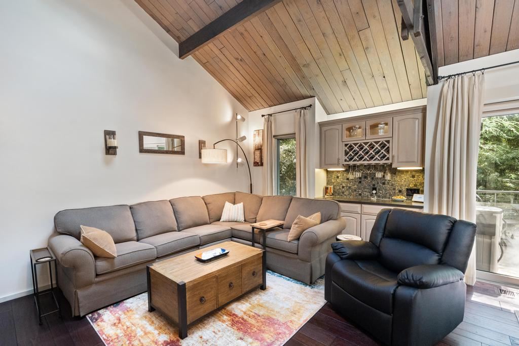 2755 Harbor-petoskey Road Harbor Springs MI 49740