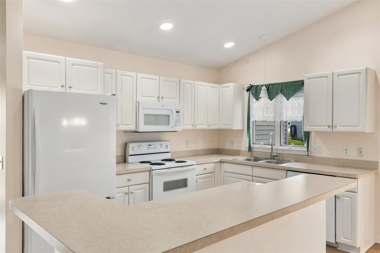 2015 Woods Lane Petoskey MI 49770
