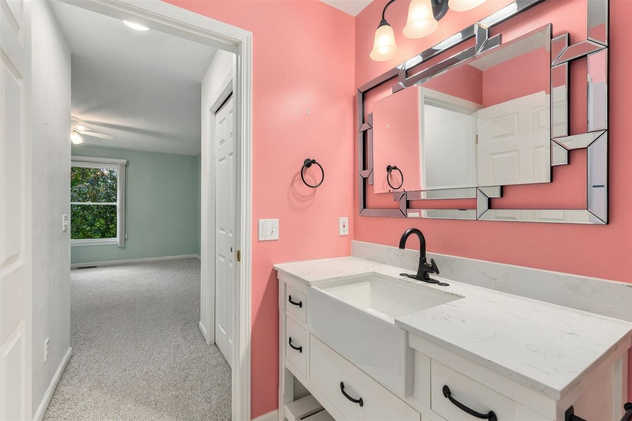 2015 Woods Lane Petoskey MI 49770