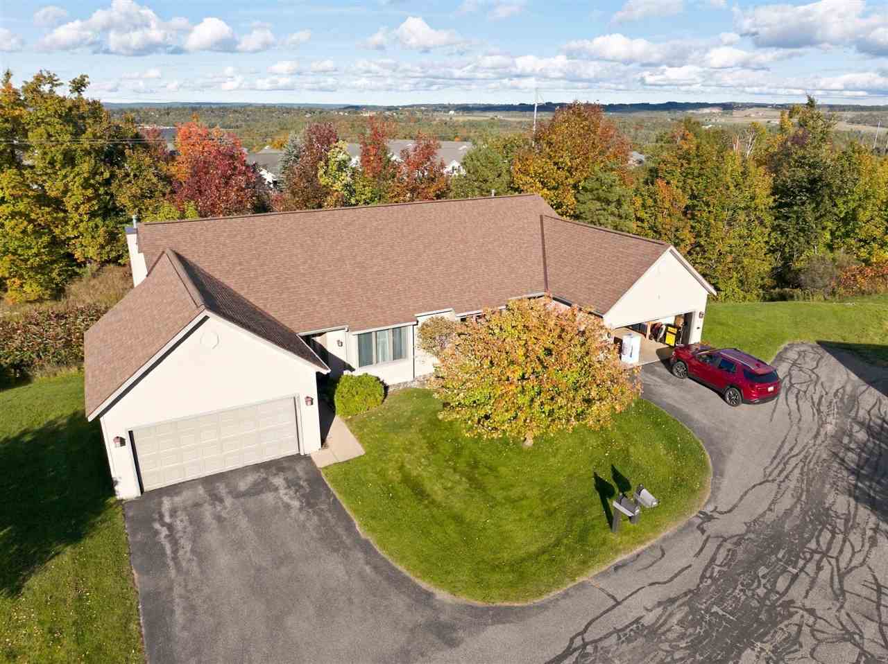 2015 Woods Lane Petoskey MI 49770