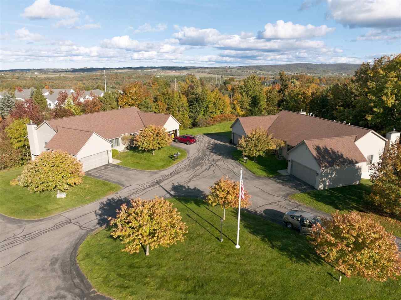 2015 Woods Lane Petoskey MI 49770