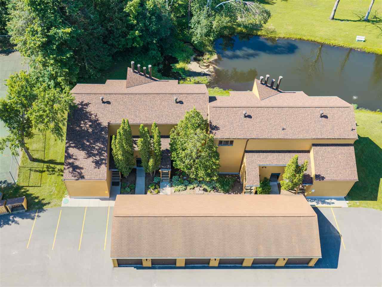 4749 S Pleasantview Harbor Springs MI 49740