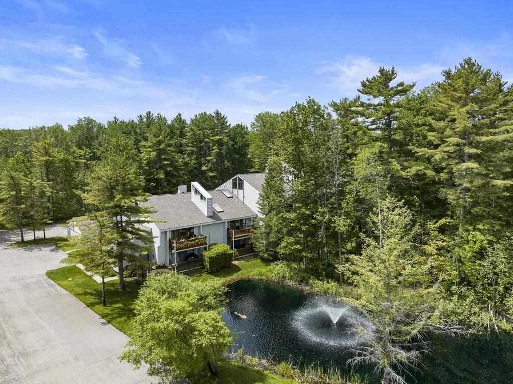 3400 S Lakeside Drive Petoskey MI 49770