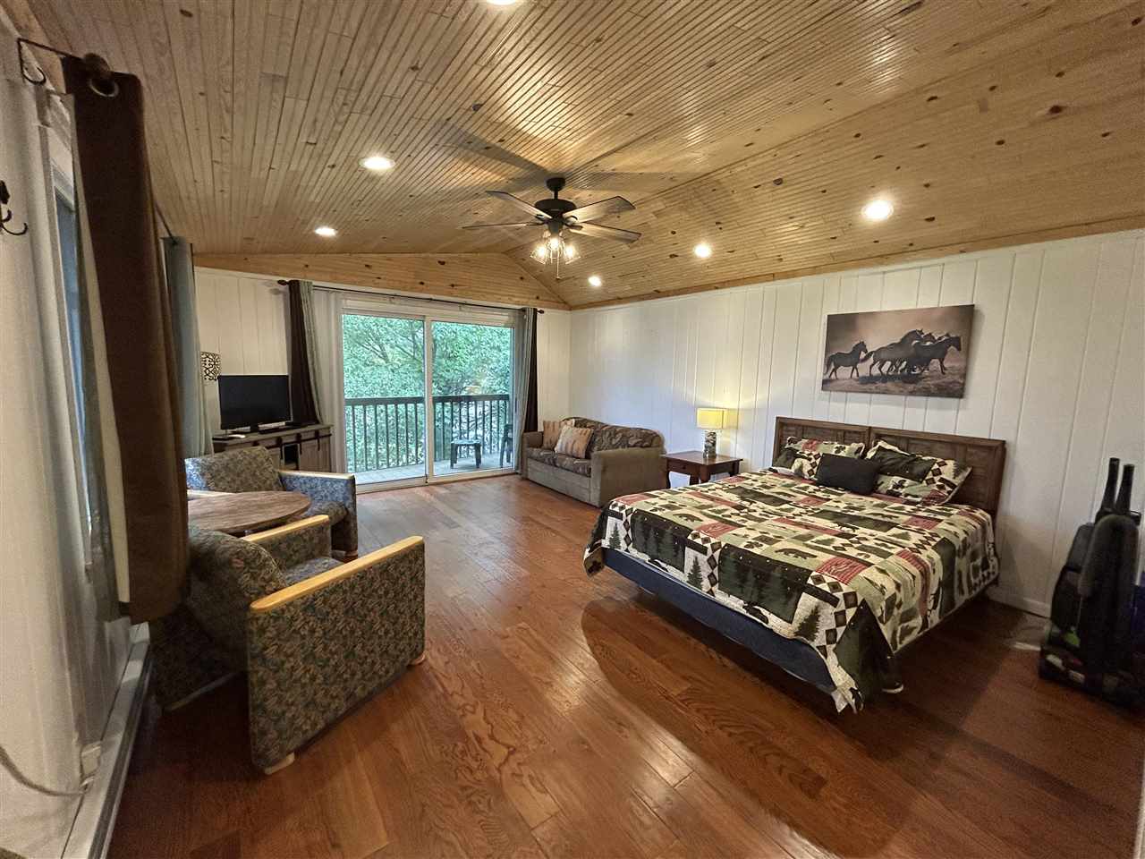 5712 Shanty Creek Road Bellaire MI 49615