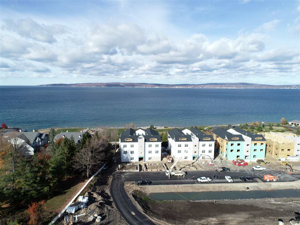 603 Lakeview Drive Bay Harbor MI 49770