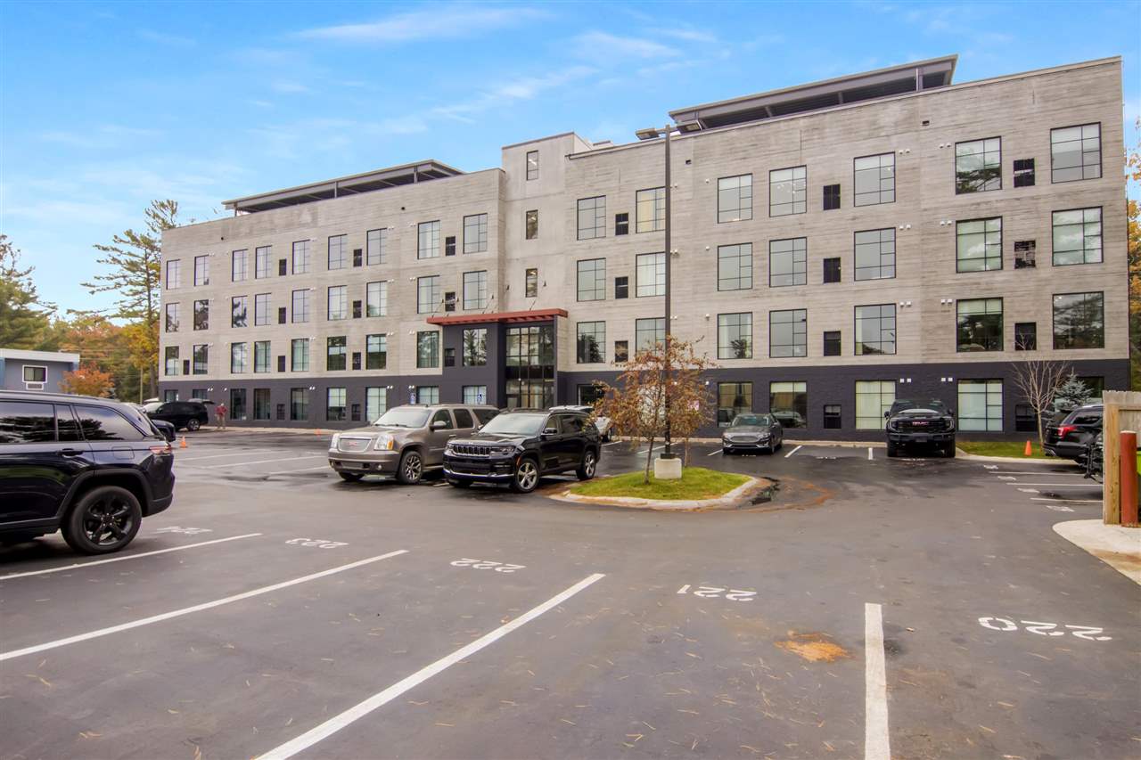 1825 E Eighth Street Traverse City MI 49686