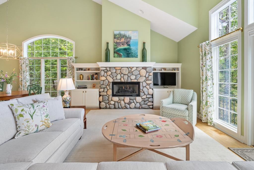 6707 Cottage Court Bay Harbor MI 49770