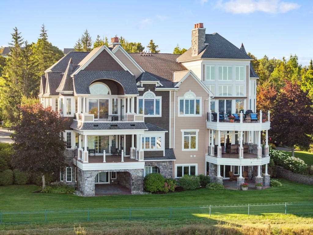 4148 Harborview Ridge Bay Harbor MI 49770