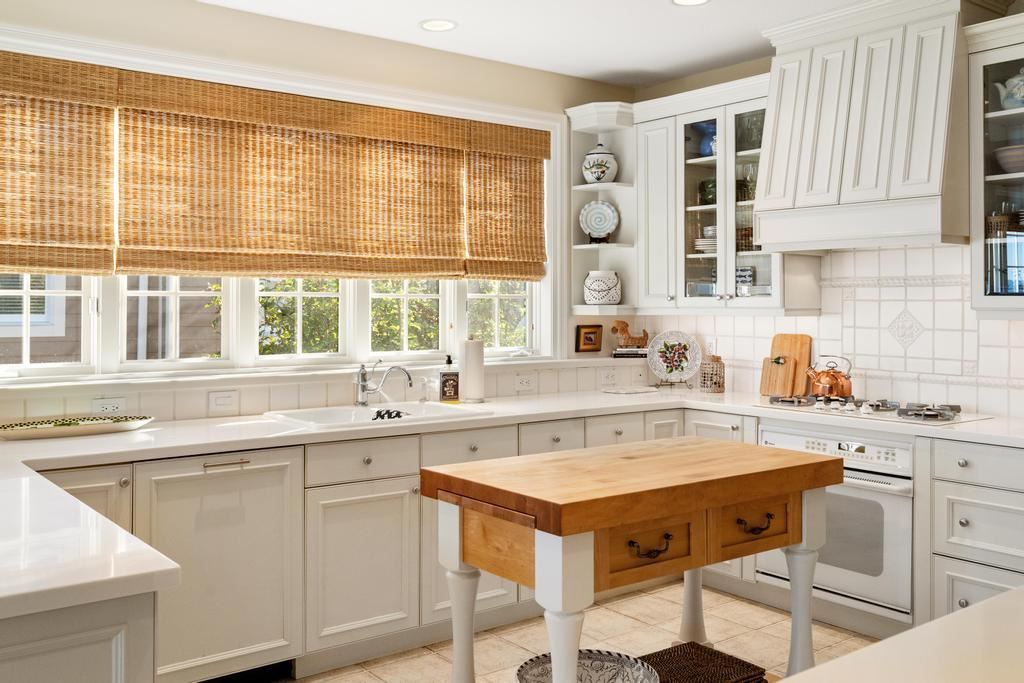 4148 Harborview Ridge Bay Harbor MI 49770