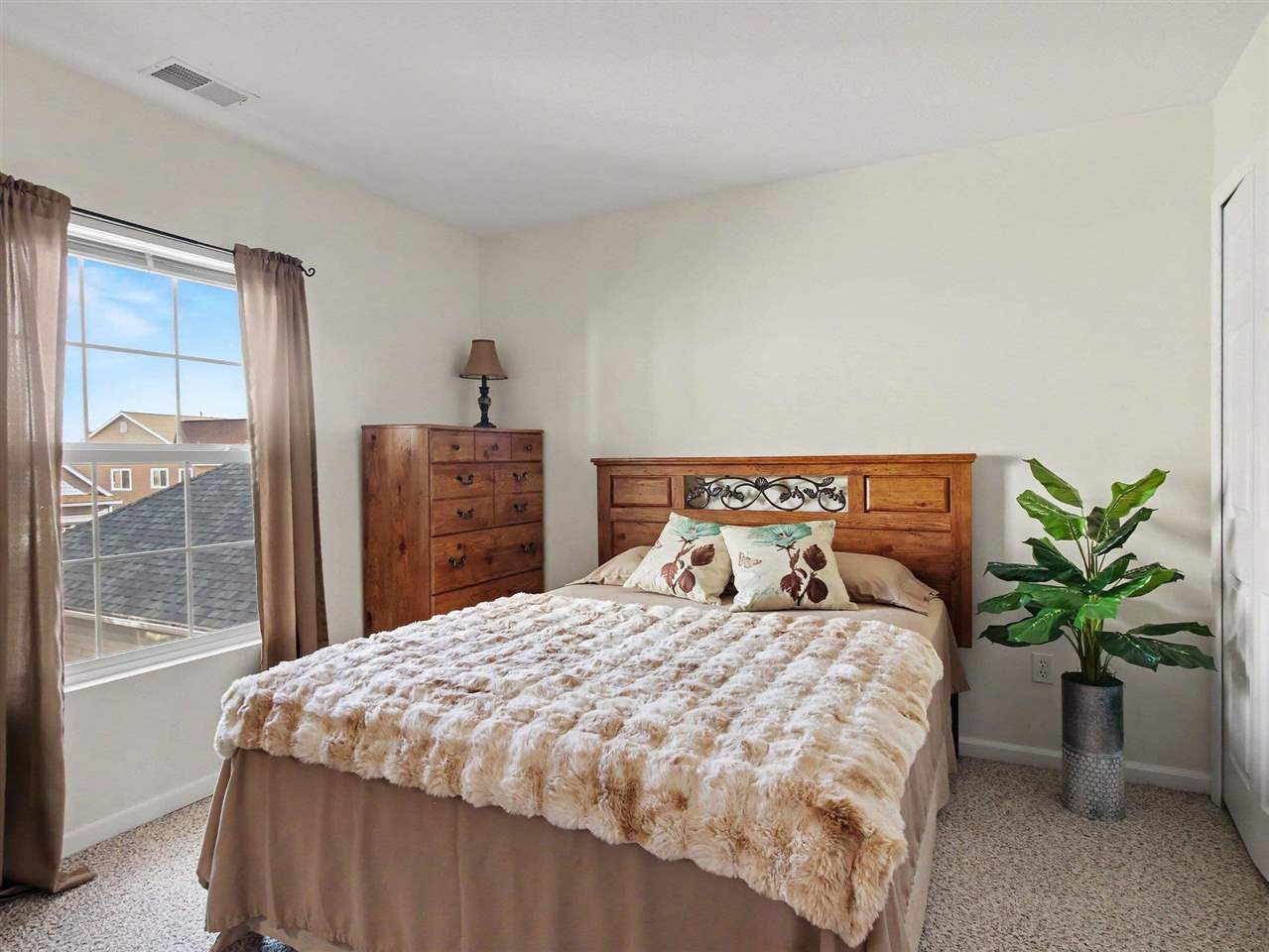 1487 Castle Drive Petoskey MI 49770
