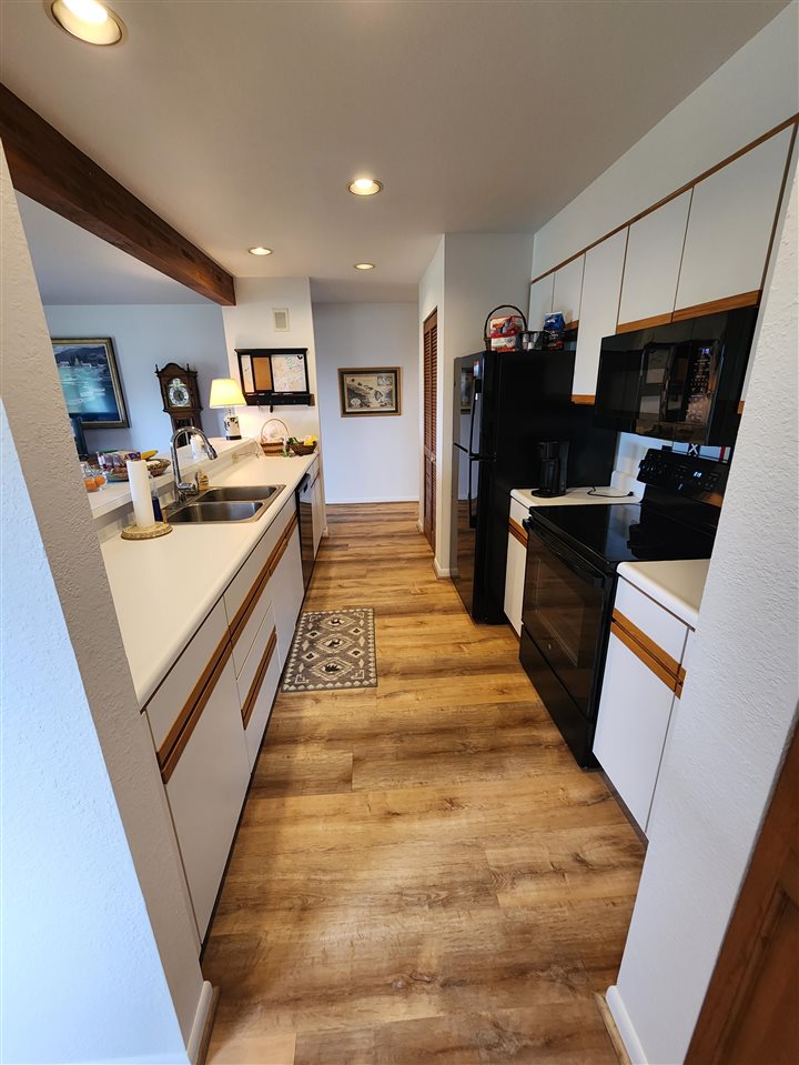 2067 Woods Lane #15 Petoskey MI 49770