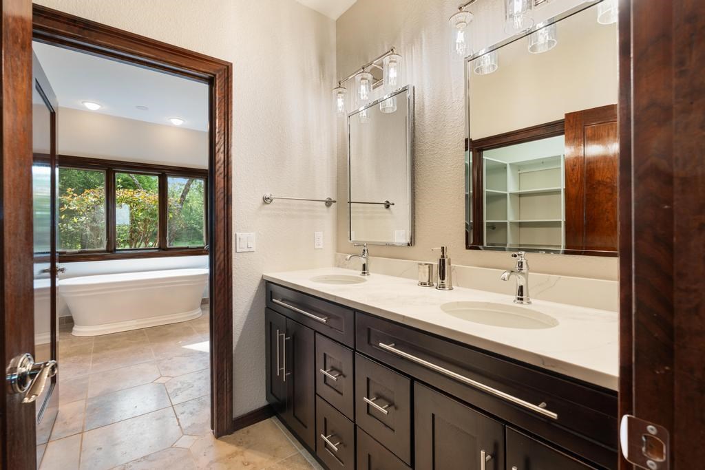 6182 Quarry Ridge Drive Bay Harbor MI 49770