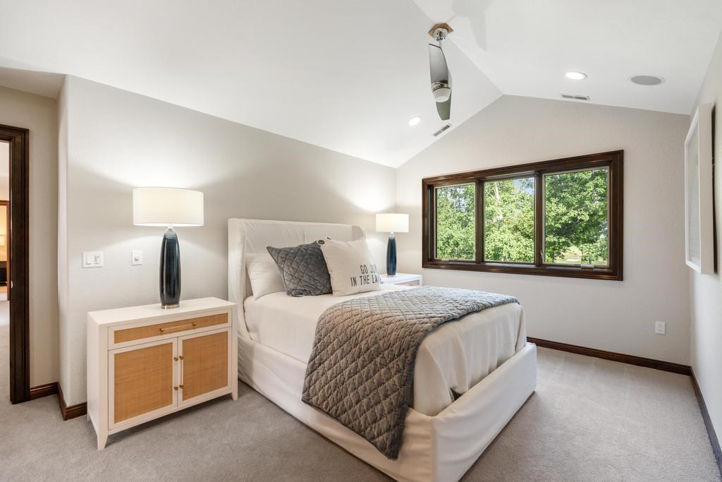 6182 Quarry Ridge Drive Bay Harbor MI 49770