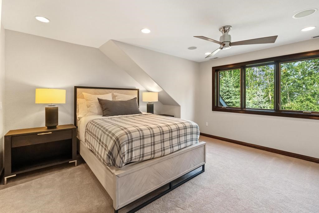 6182 Quarry Ridge Drive Bay Harbor MI 49770