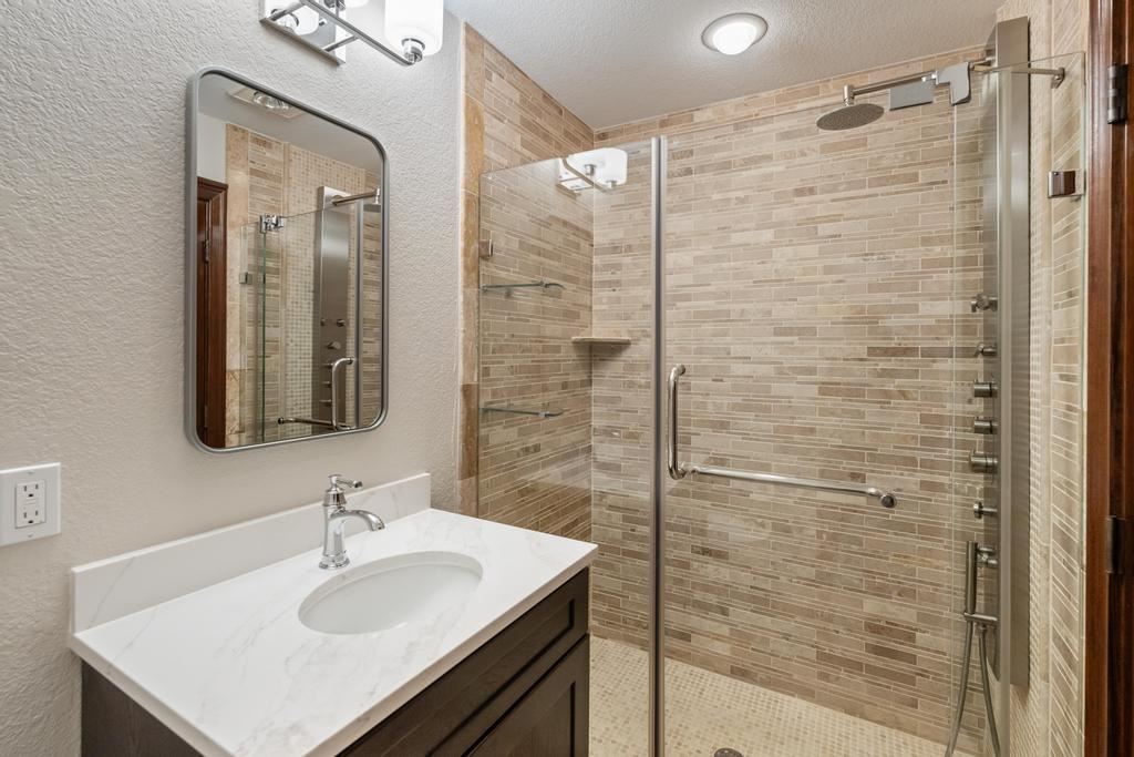 6182 Quarry Ridge Drive Bay Harbor MI 49770