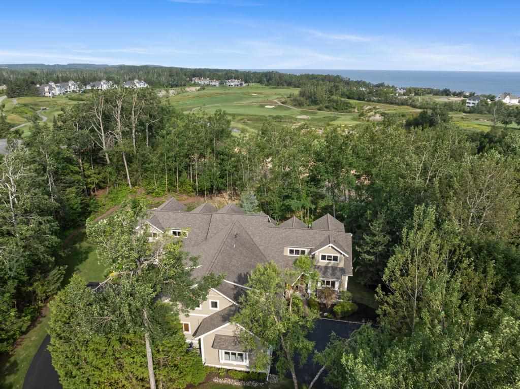 6182 Quarry Ridge Drive Bay Harbor MI 49770