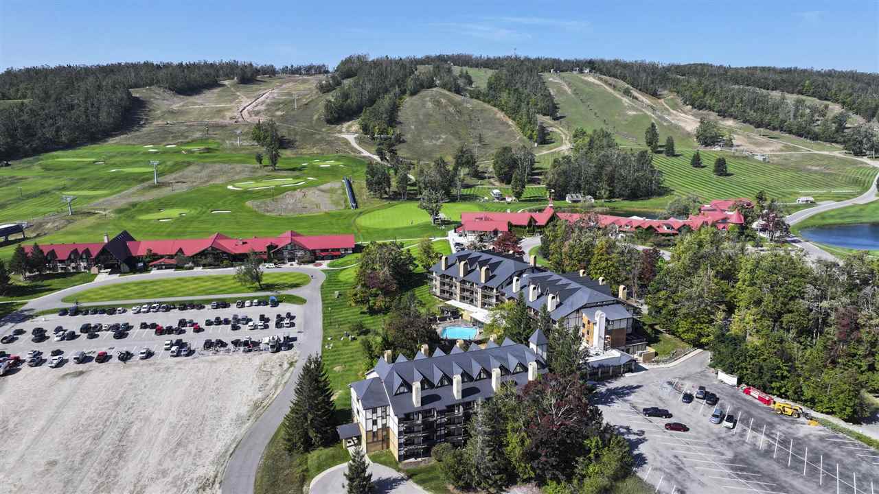 5620 Highlands Drive Harbor Springs MI 49740