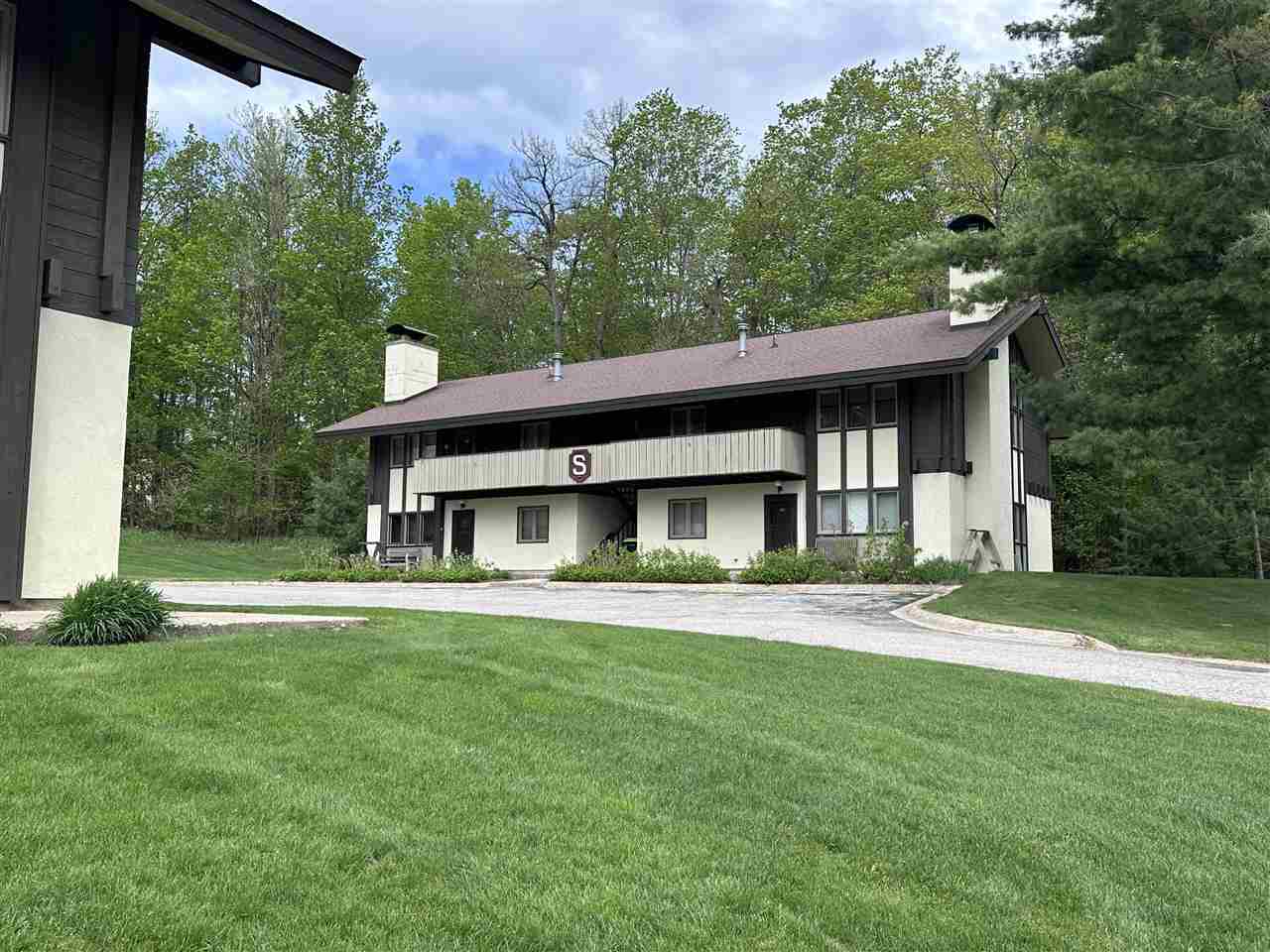 2519 Ramshead Condo Drive Boyne Falls MI 49713