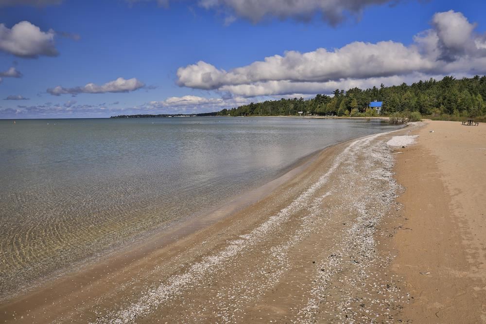 773 Beach Drive Harbor Springs MI 49770-0000