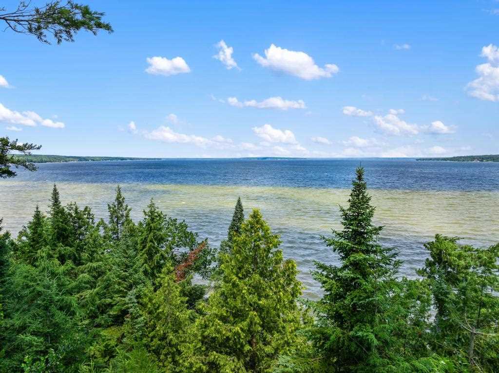 7842 W M 68 Highway Indian River MI 49749