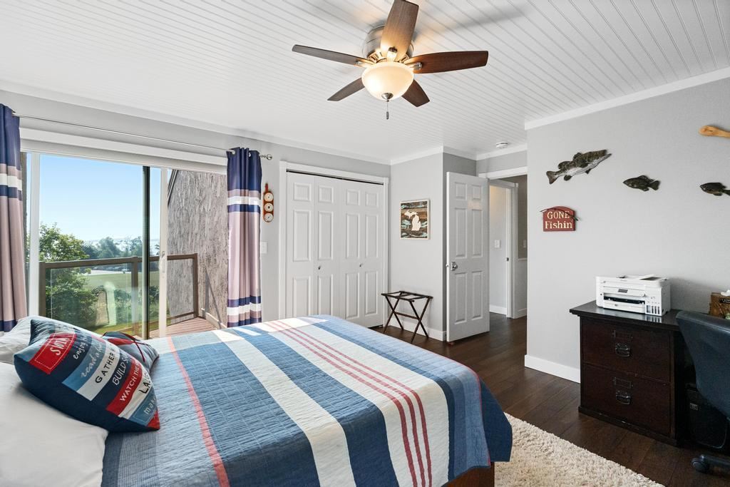 1004 Marina Bluff Drive Charlevoix MI 49720